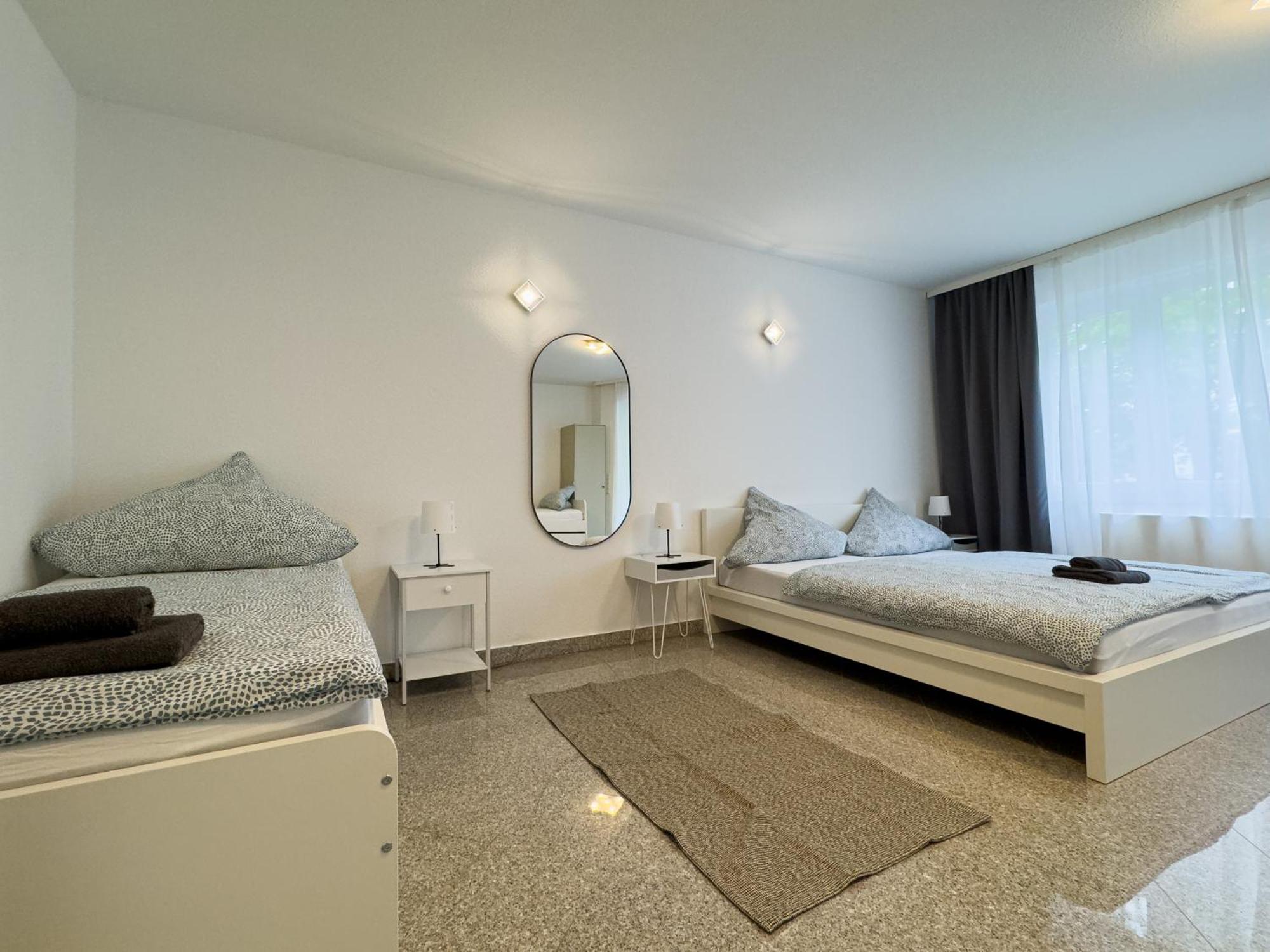 110Qm - 4 Zimmer - Privat Parkplatz - Zentral - Balkon - Mallibase Apartments Kassel Buitenkant foto